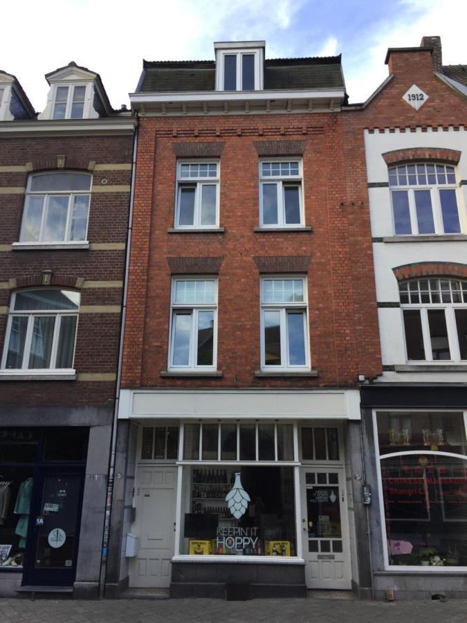 De Stadswal 2*